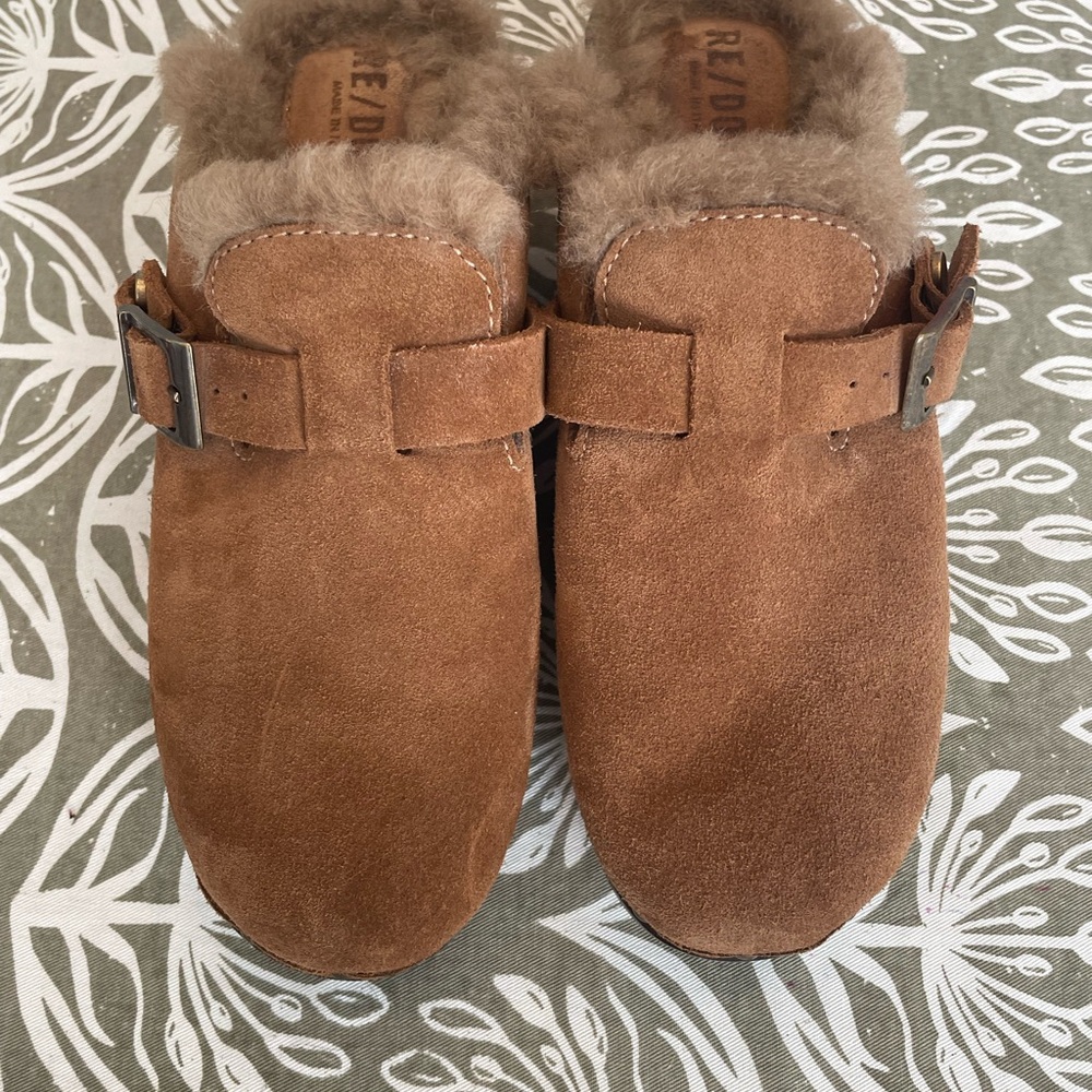 Re/Done Chestnut Suede Shearling Buckle Clogs